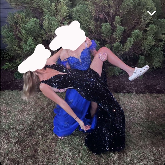 Black cinderella divine dress - Picture 3 of 4